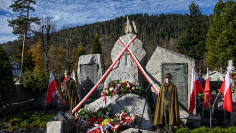 Cześć i Chwała Bohaterom!