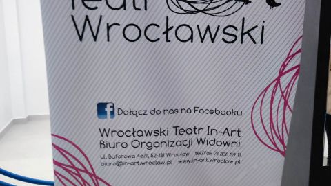 Klasy 7a i 8c na spektaklu "Mały Książę"